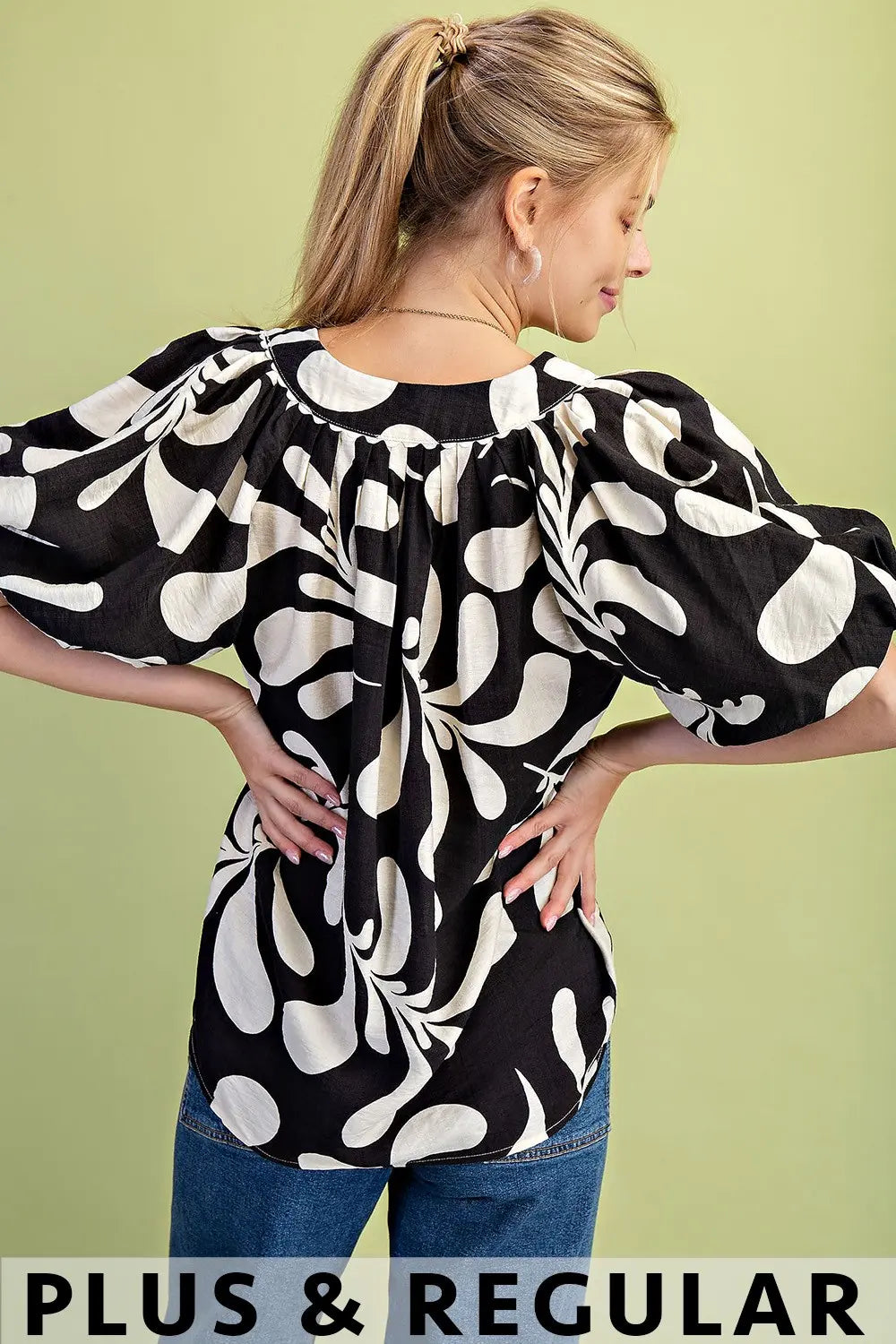 Black and White Balloon Sleeve Top