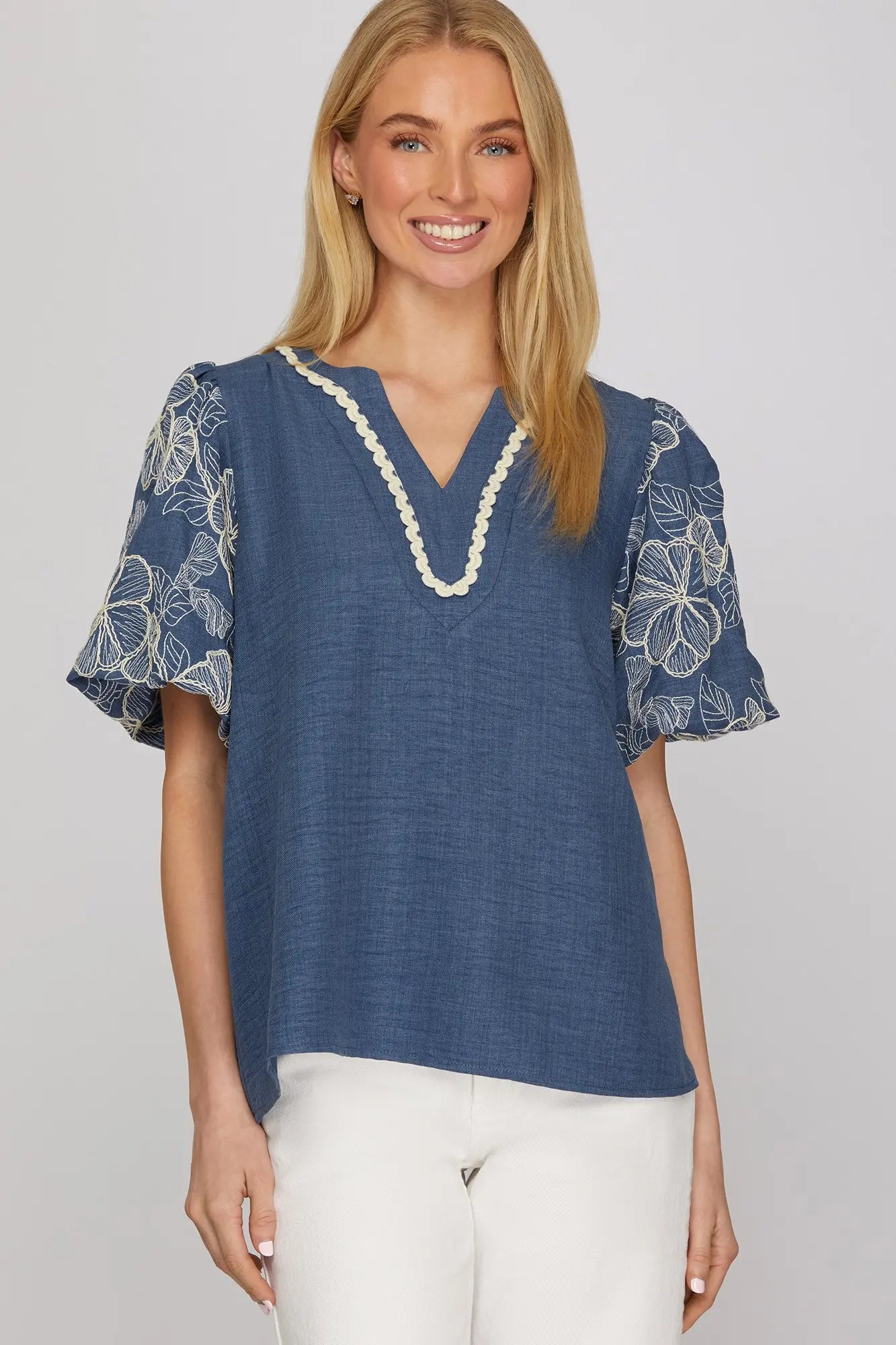 Embroidered Puff Sleeve Top