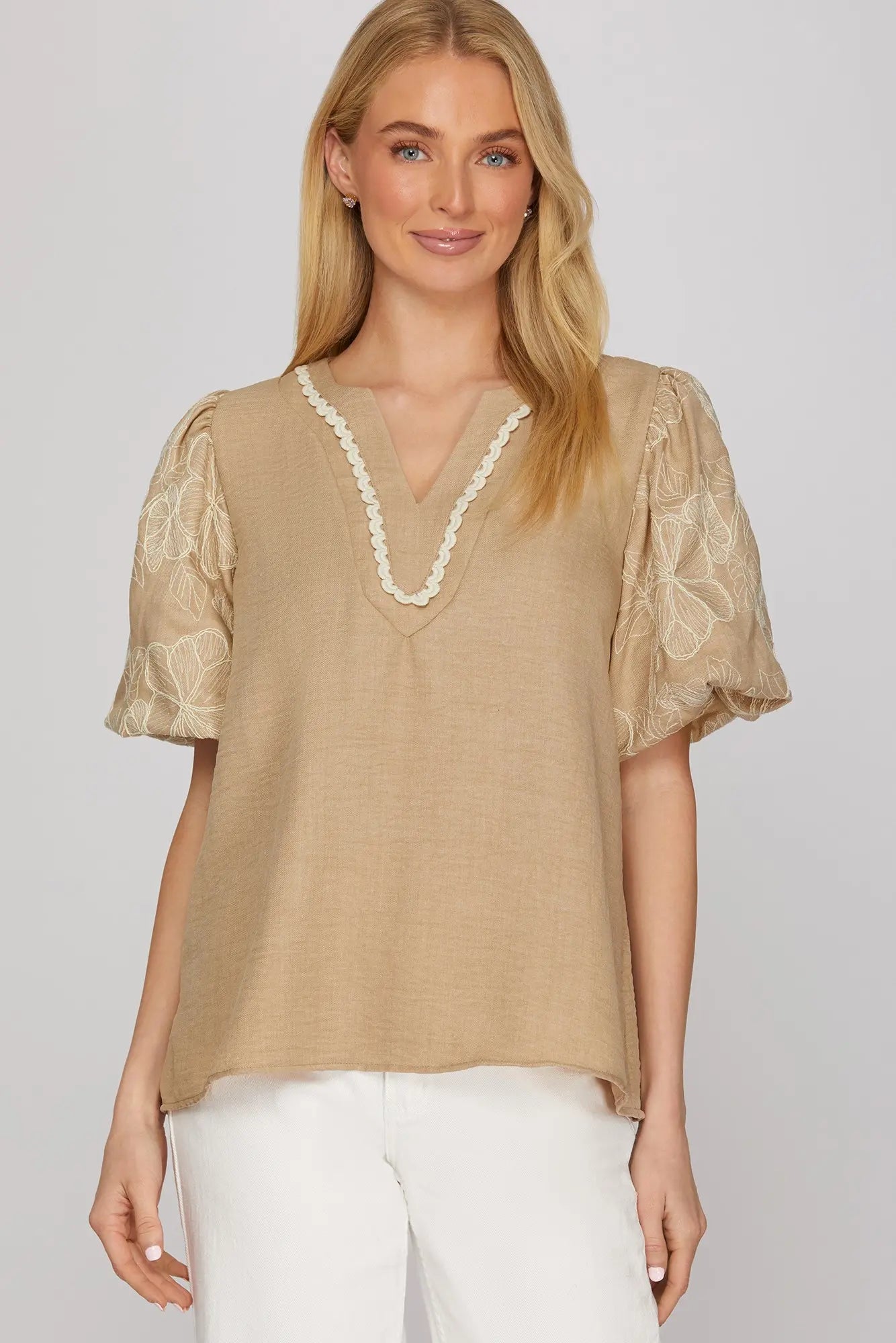 Embroidered Puff Sleeve Top