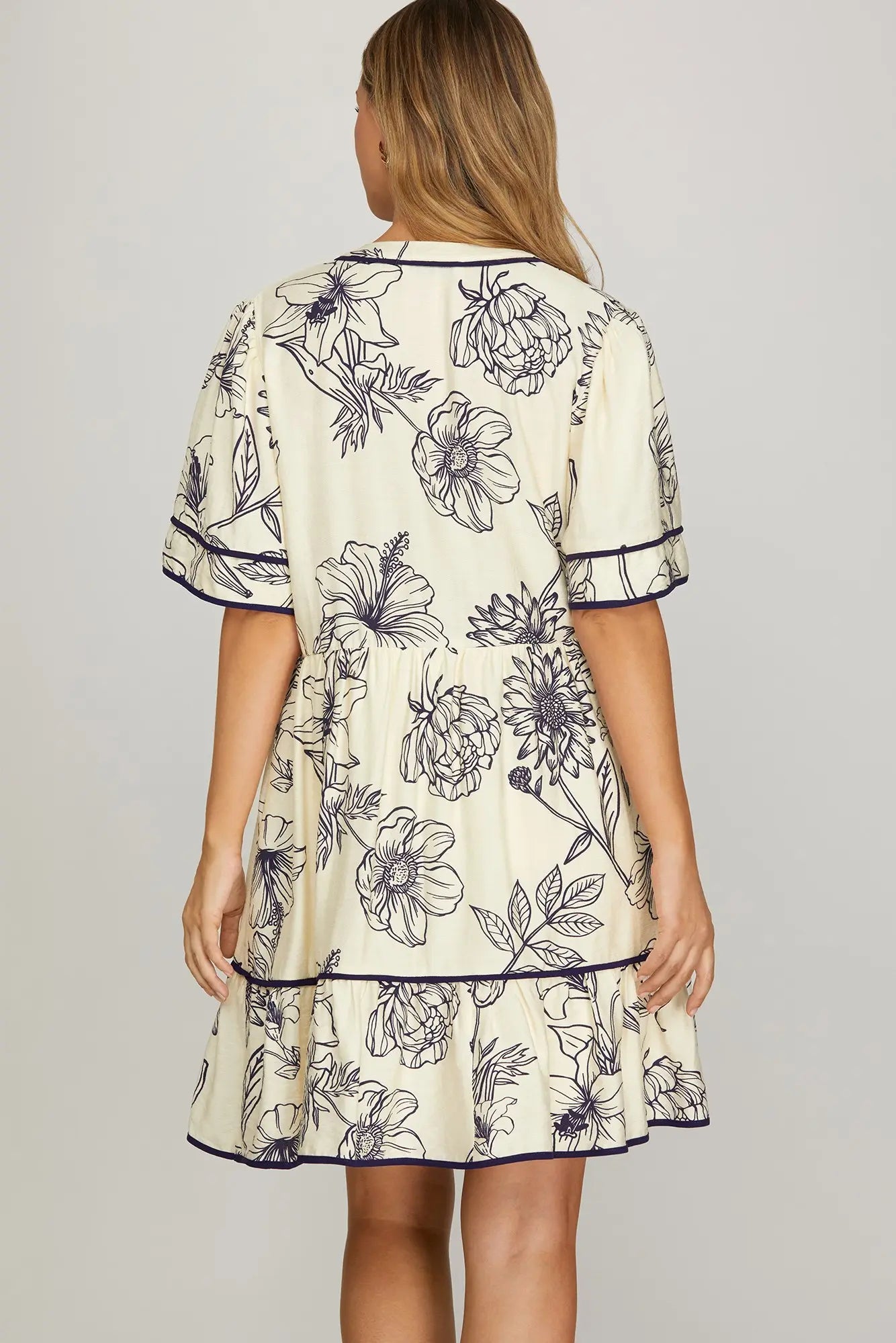 Short Sleeve Contrast Piping Tiered Mini Dress