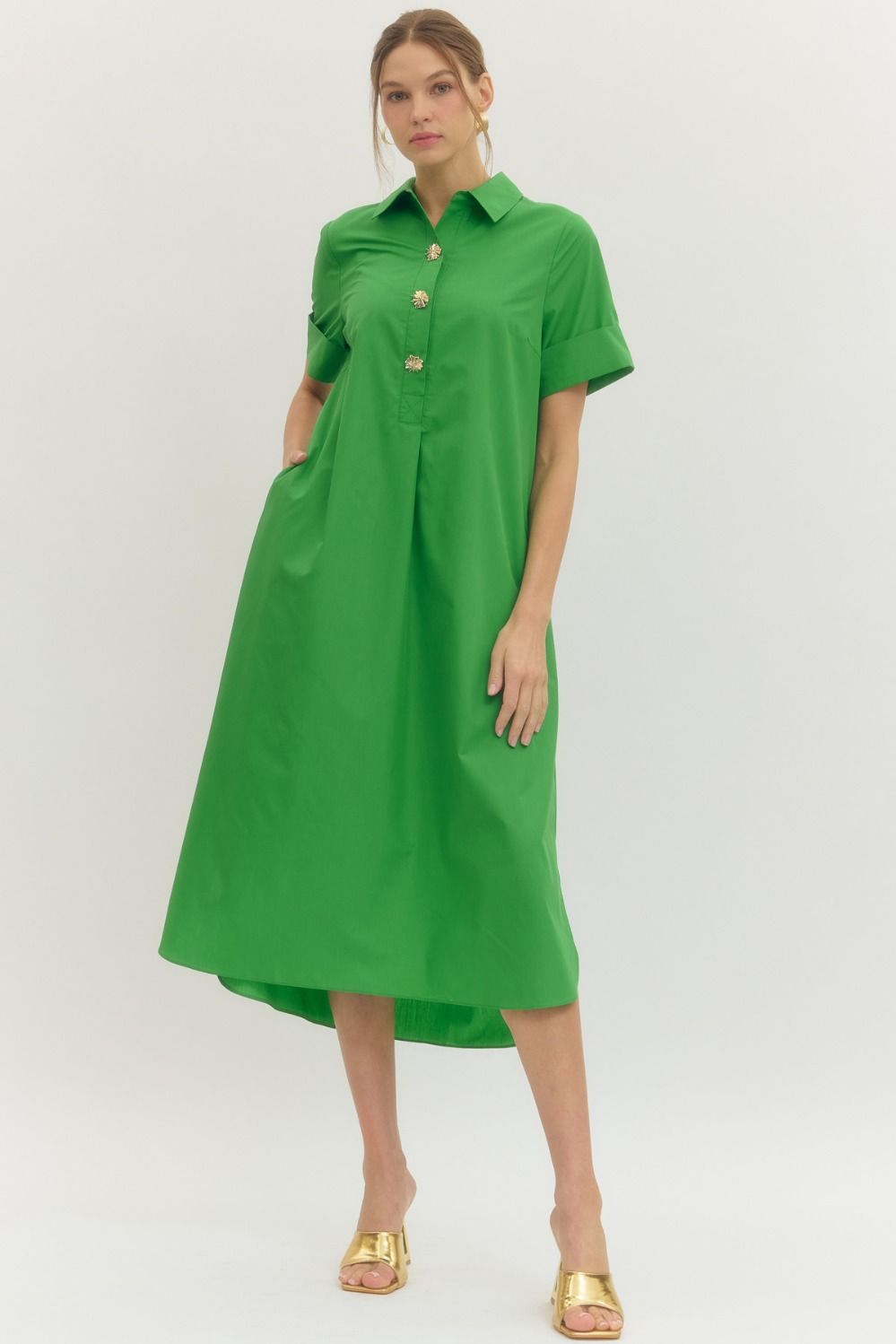 Short Sleeve Midi Dress with Collar and Snap Button
