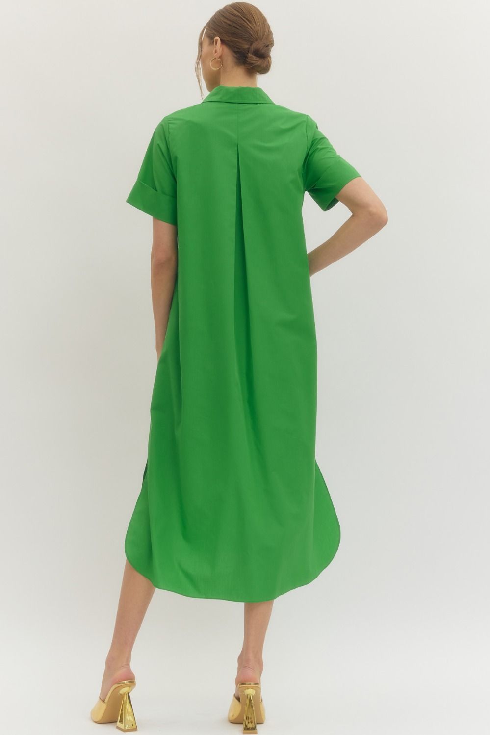Short Sleeve Midi Dress with Collar and Snap Button