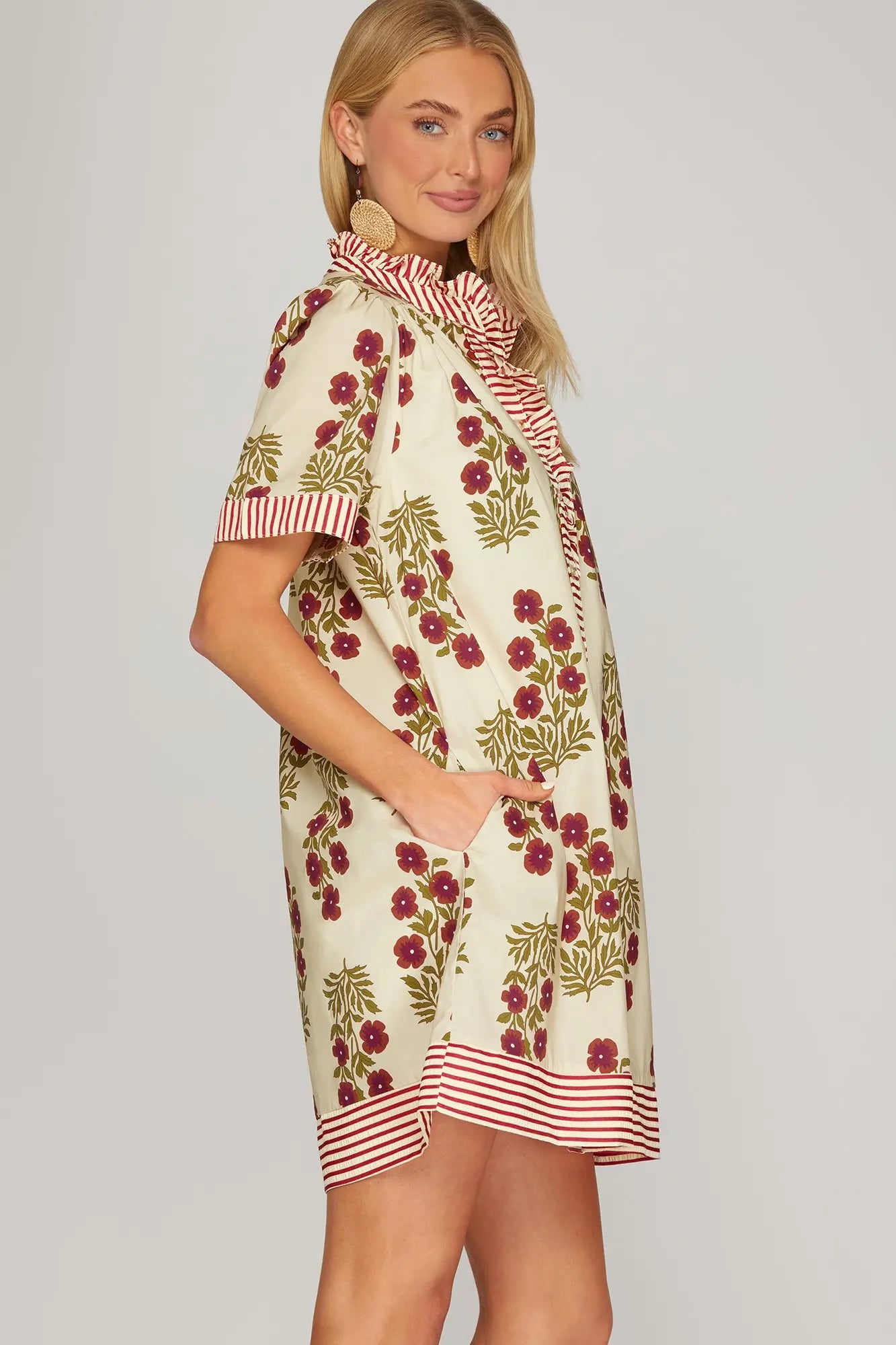 Short Sleeve Ruffled Neck Mini Dress