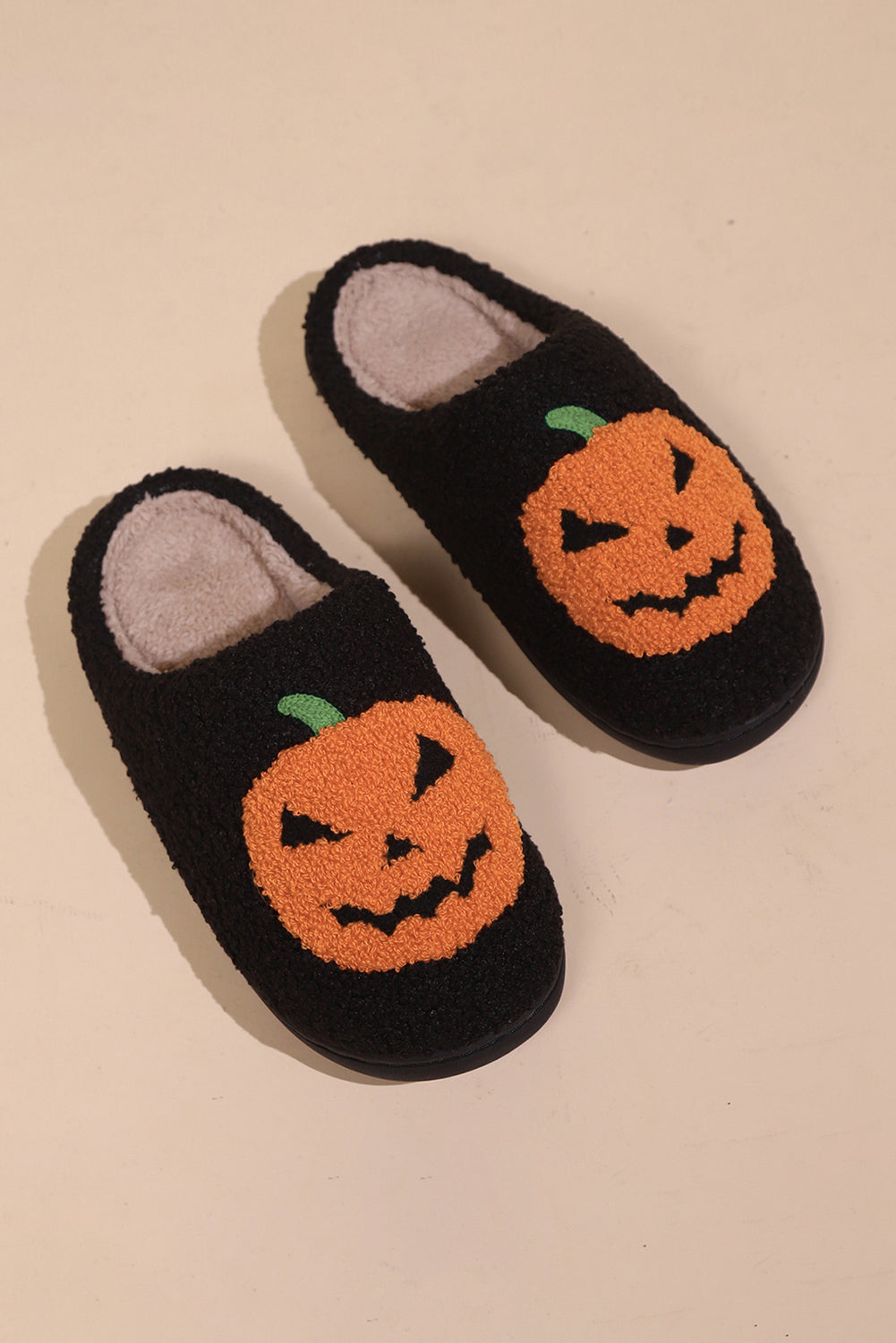 White Halloween Pumpkin Print Plush Slippers